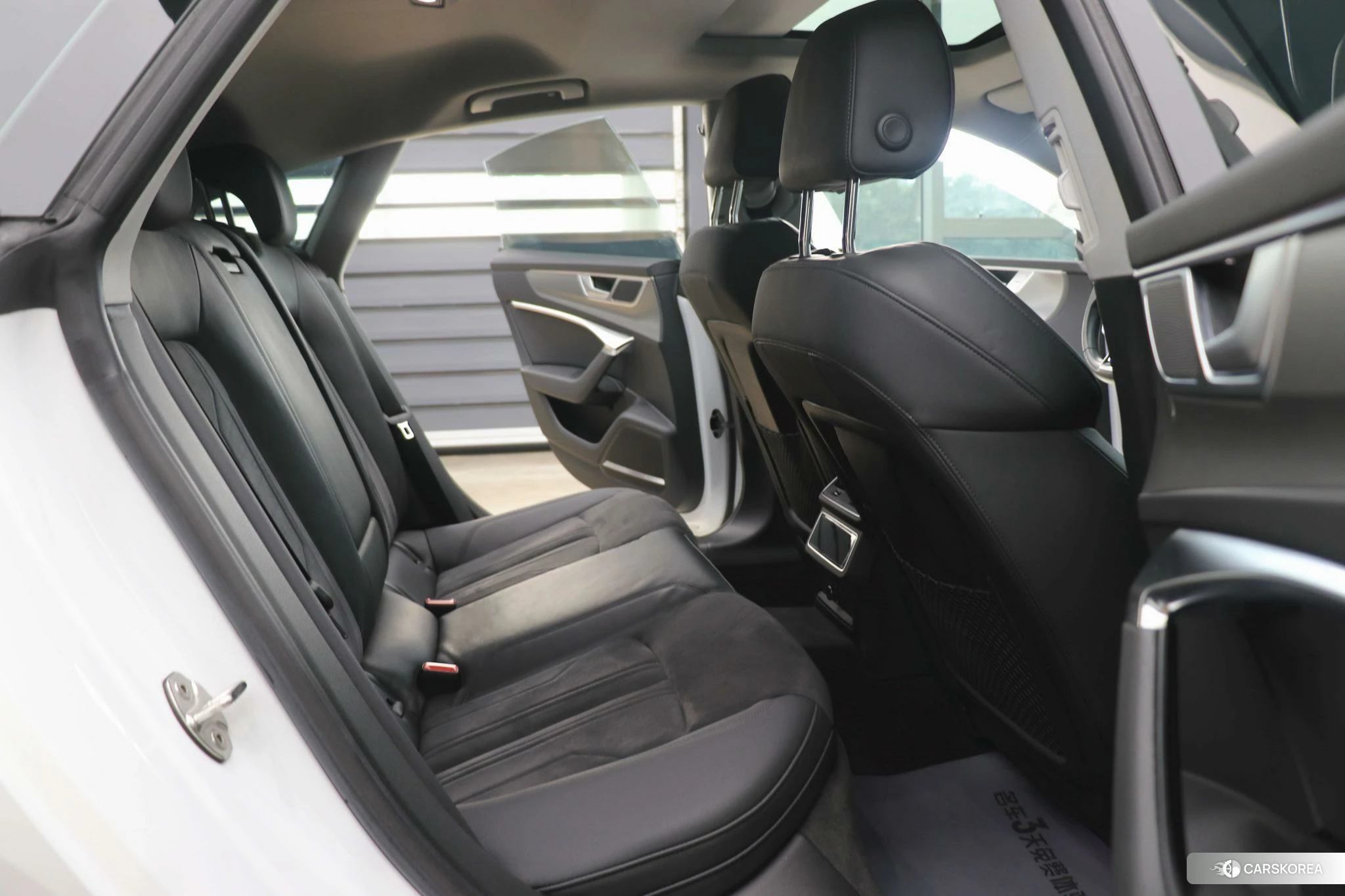 Audi A7 2022 Белый из Китая, фото 4