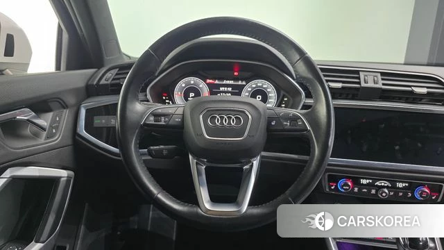 Audi Q3 (F3) 2020 Белый из Кореи, фото 4