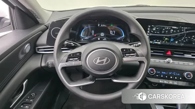 Hyundai The New Avante (CN7) 2024 Белый из Кореи, фото 4