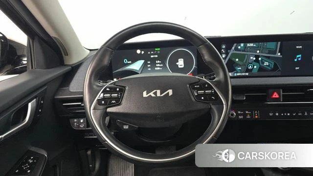 Kia EV6 2022 Черный из Кореи, фото 4