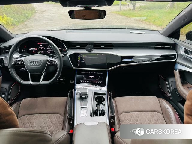 Audi A7L 2022 Черный из Китая, фото 4