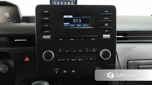 Hyundai Staria 2023 Серый из Кореи, фото 4