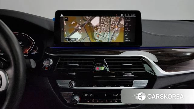 BMW 5 Series (G30) 2022 Черный из Кореи, фото 4