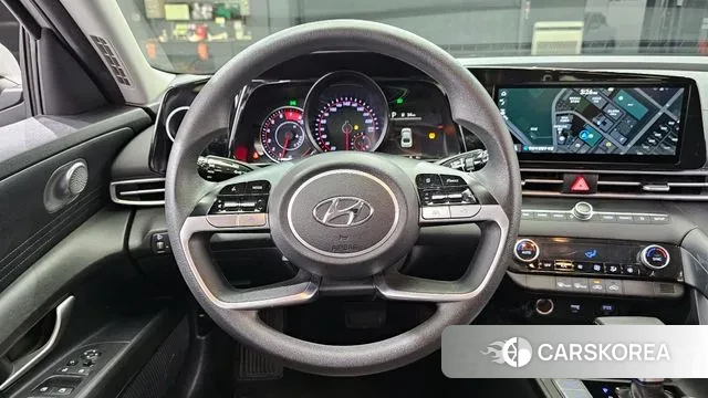 Hyundai Avante (CN7) 2021 Серебристо-серый из Кореи, фото 4