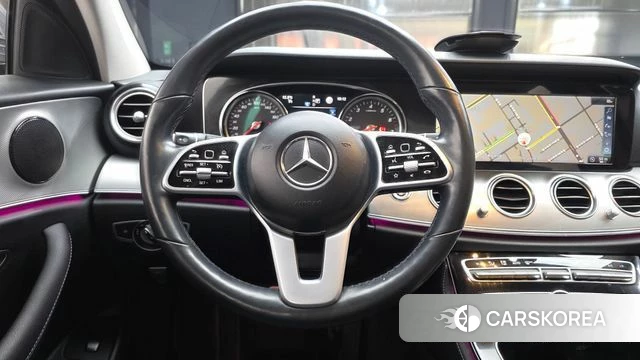 Mercedes-Benz E-Class W213 2019 Серый из Кореи, фото 4