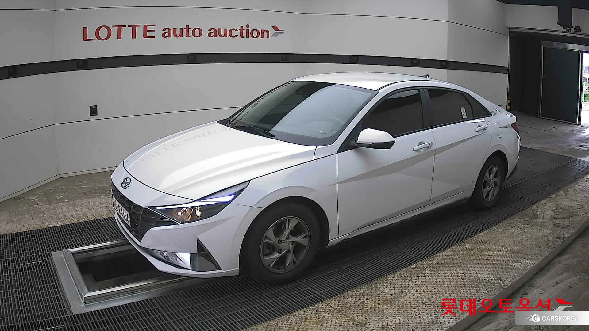 Hyundai Avante 2022 Белый из Кореи, фото 4