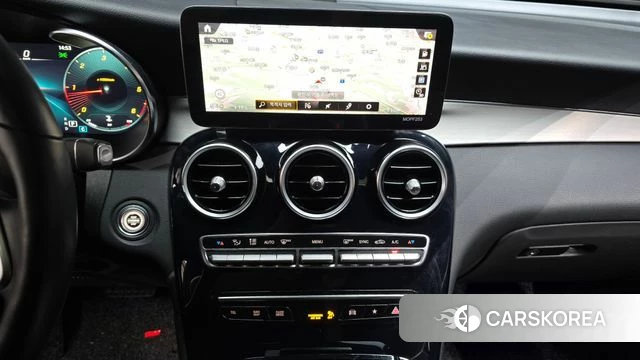 Mercedes-Benz GLC-Class X253 2021 Серебристо-серый из Кореи, фото 4