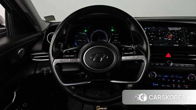 Hyundai Avante Hybrid (CN7) 2021 Серебристо-серый из Кореи, фото 4
