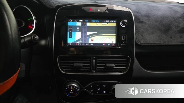 Renault Korea (Samsung) Clio 2019 Красный из Кореи, фото 4