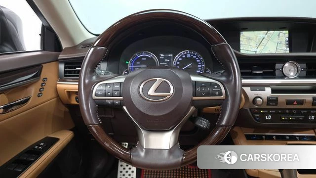 Lexus New ES300h 2018 Серый из Кореи, фото 4