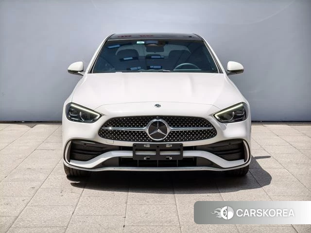 Mercedes-Benz Class C 2025 Белый из Китая, фото 4