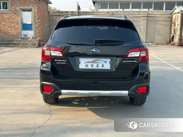 Subaru OUTBACK 2020 Черный из Китая, фото 4