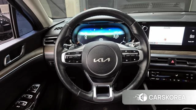Kia K5 Hybrid 3rd Generation 2023 Черный из Кореи, фото 4