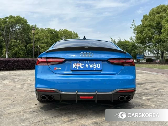 Audi S5 2021 Синий из Китая, фото 4