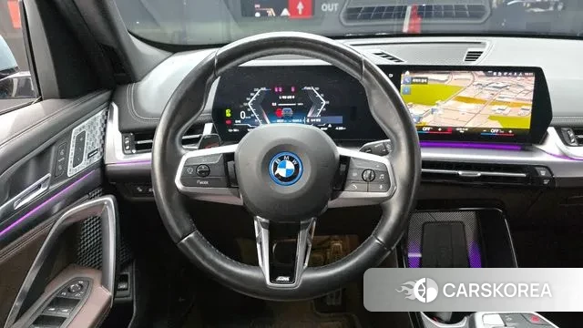 BMW iX1 (U11) 2023 Небесно-голубой из Кореи, фото 4