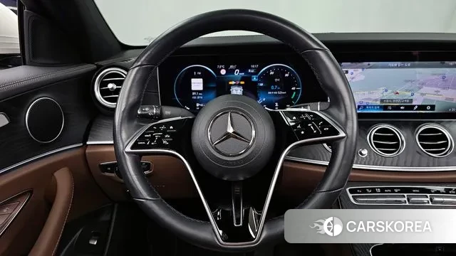 Mercedes-Benz E-Class W213 2022 Белый из Кореи, фото 4