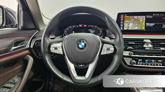 BMW 5 Series (G30) 2022 Черный из Кореи, фото 4