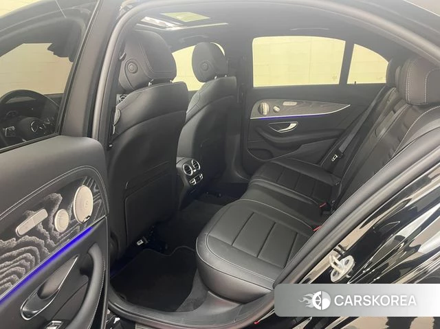 Mercedes-Benz E-Class W213 2022 Черный из Кореи, фото 4