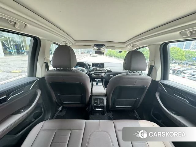 BMW iX3 2021 Темно-серый из Китая, фото 4