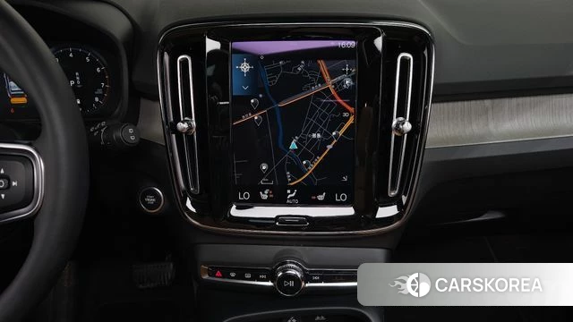 Volvo XC40 2022 Белый из Кореи, фото 4
