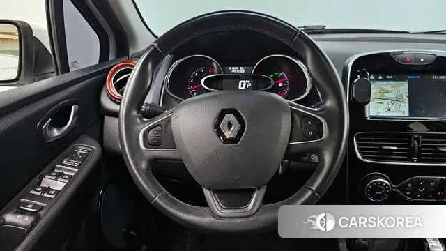 Renault Korea (Samsung) Clio 2018 Белый из Кореи, фото 4