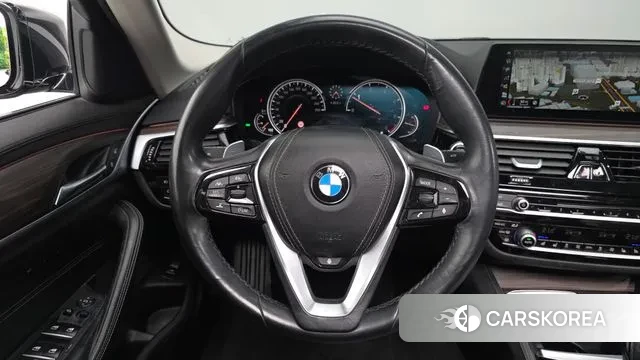 BMW 5 Series (G30) 2018 Черный из Кореи, фото 4