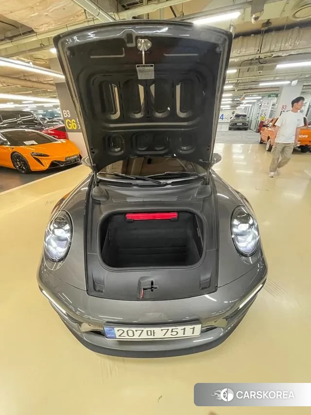 Porsche 911(992) 2022 Серый из Кореи, фото 4