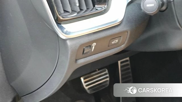 Volvo S60 3rd generation 2019 Белый из Кореи, фото 4