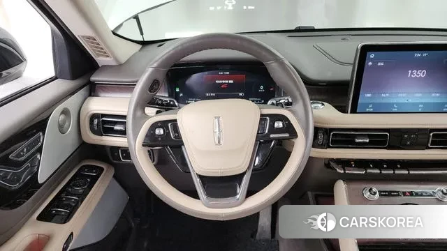 Lincoln Aviator 2nd generation 2023 Белый из Кореи, фото 4
