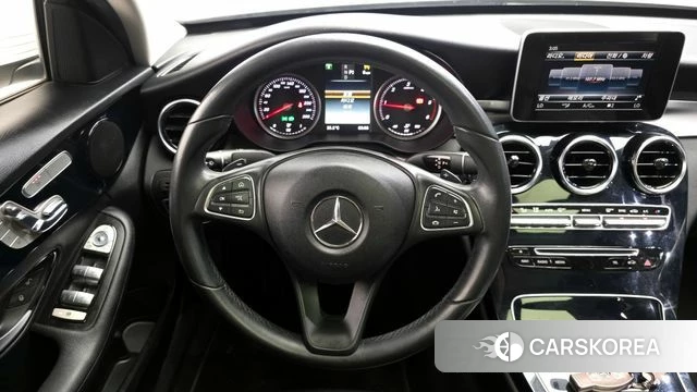Mercedes-Benz C-Class W205 2018 Белый из Кореи, фото 4