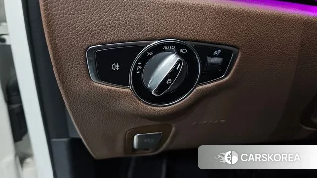 Mercedes-Benz E-Class W213 2021 Белый из Кореи, фото 4