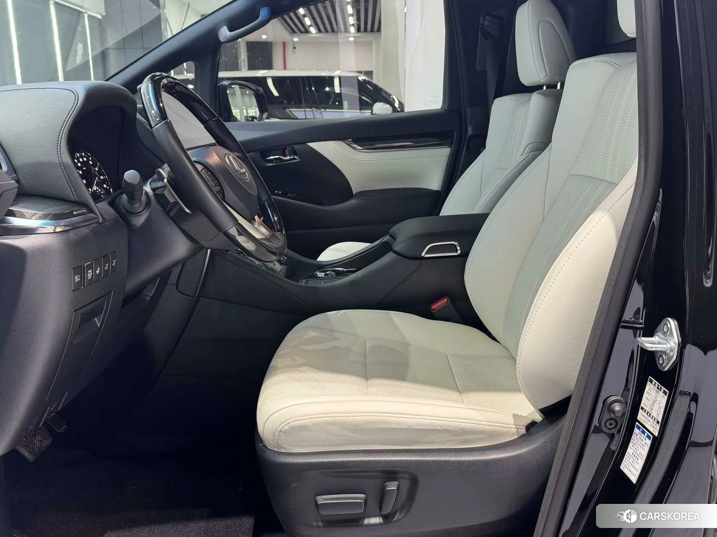 Lexus LM 2020 Черный из Китая, фото 4
