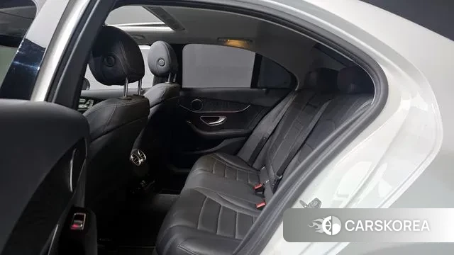 Mercedes-Benz C-Class W205 2019 Белый из Кореи, фото 4