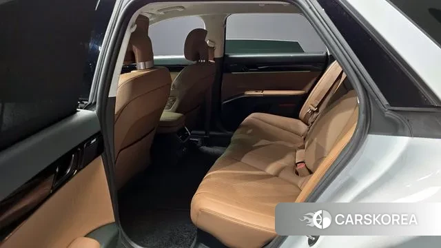 Hyundai Grandeur Hybrid (GN7) 2023 Белый из Кореи, фото 4