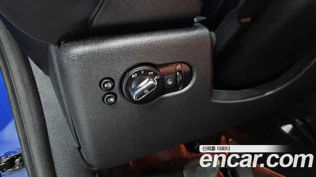 Mini Cooper S Convertible 2019 Синий из Кореи, фото 4