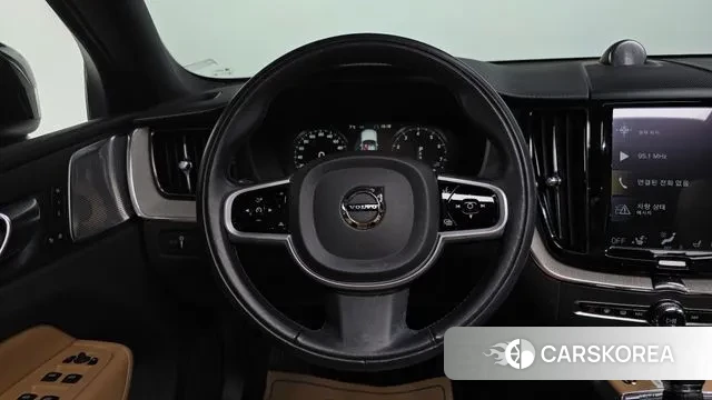 Volvo XC60 second Generation 2020 Черный из Кореи, фото 4