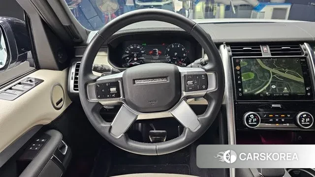 Land Rover Discovery 5 2023 Белый из Кореи, фото 4