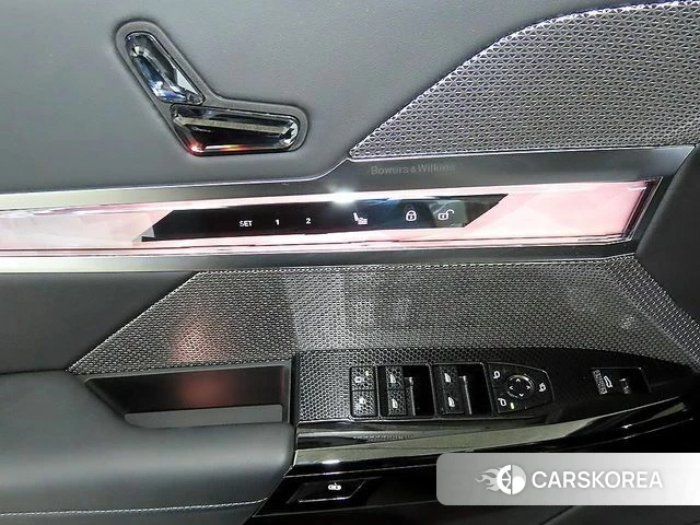 BMW 7 Series (G70) 2025 Серебряный из Кореи, фото 4