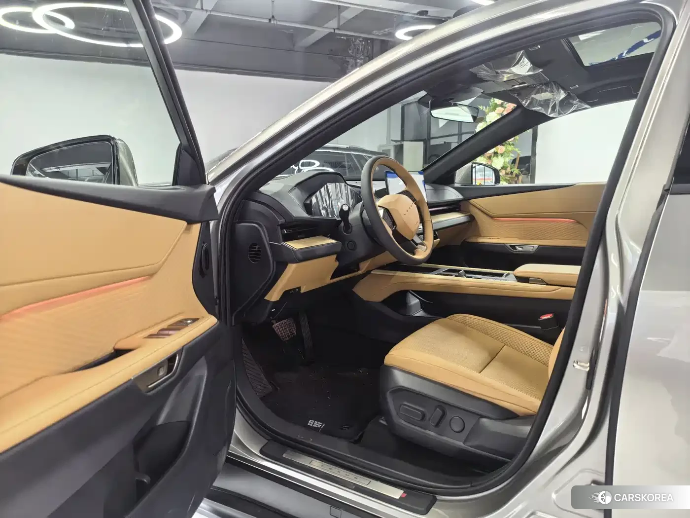 Lexus ES 2026 Silver/gray из Китая, фото 4