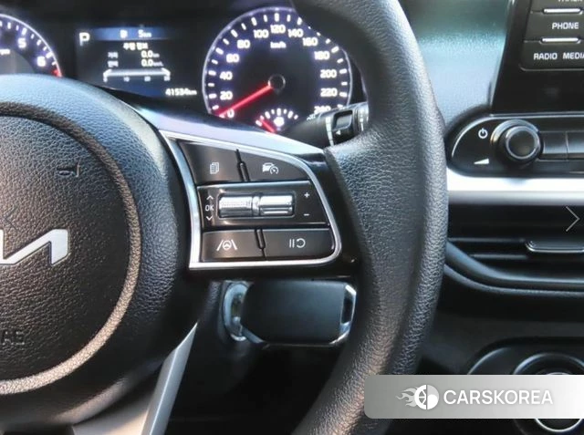 Kia The New K3 2nd generation 2023 Белый из Кореи, фото 4