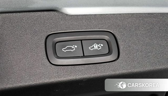 Volvo V60 Cross-Country 2nd Generation 2020 Серый из Кореи, фото 4