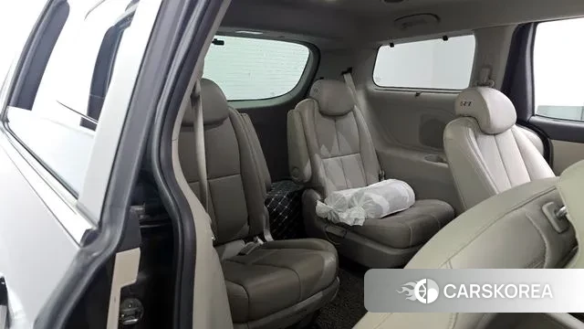 Kia The New Carnival 2018 Серый из Кореи, фото 4