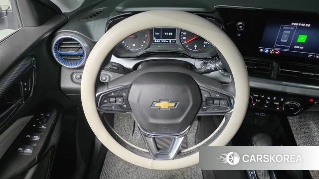 Chevrolet (GM Daewoo) Trax Crossover 2023 Белый из Кореи, фото 4