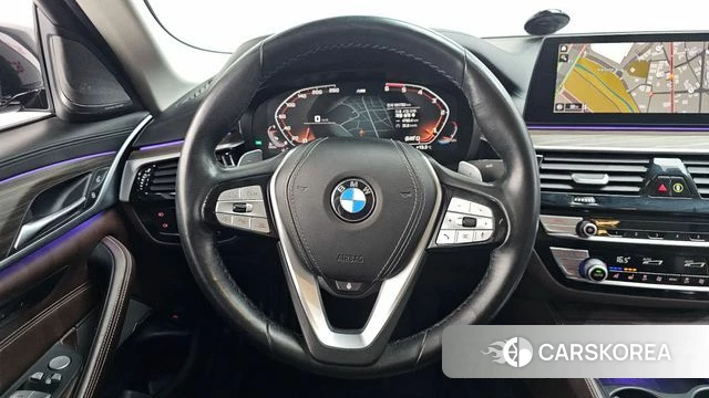 BMW 5 Series (G30) 2020 Черный из Кореи, фото 4