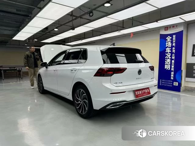 Volkswagen Golf 2021 Белый из Китая, фото 4