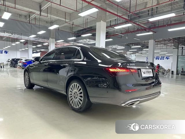 Mercedes-Benz E-class id 4190562 из Китая 4