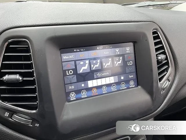 Jeep Compass 2nd Generation 2018 Белый из Кореи, фото 4