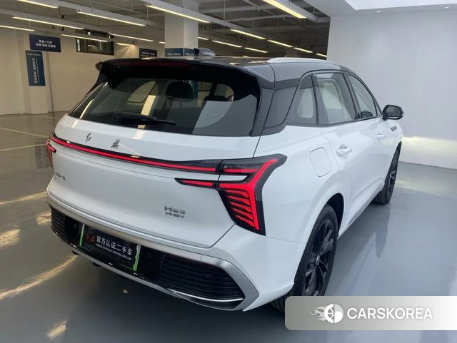 Red flag HS3 PHEV 2025 Белый из Китая, фото 4