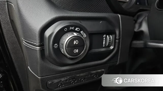 Jeep Wrangler (JL) 2025 Черный из Кореи, фото 4