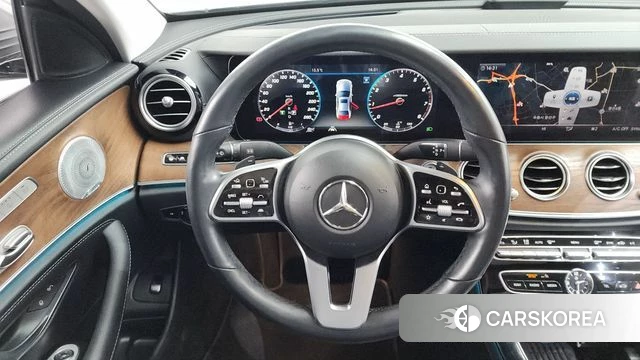 Mercedes-Benz E-Class W213 2020 Серый из Кореи, фото 4